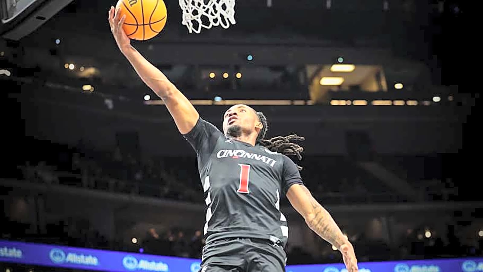 Three Man Weave: Cincinnati Bearcats Basketball Cruises In Season-Opening Win Over Western Carolina