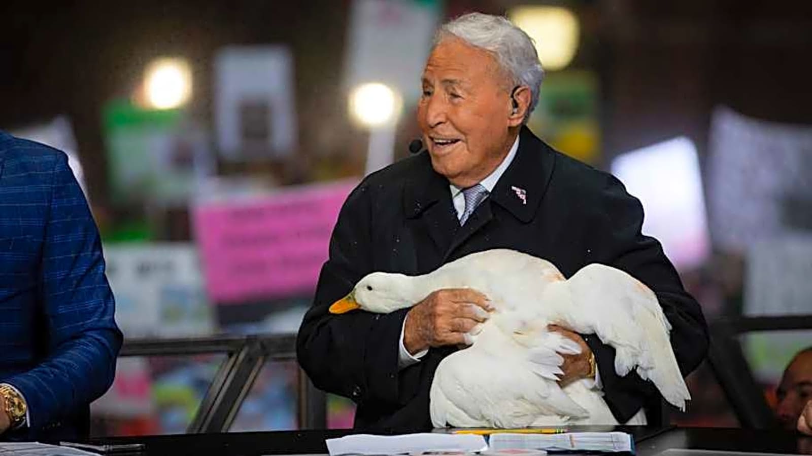 Lee Corso&#39;s Best College GameDay Moments: Oregon Ducks