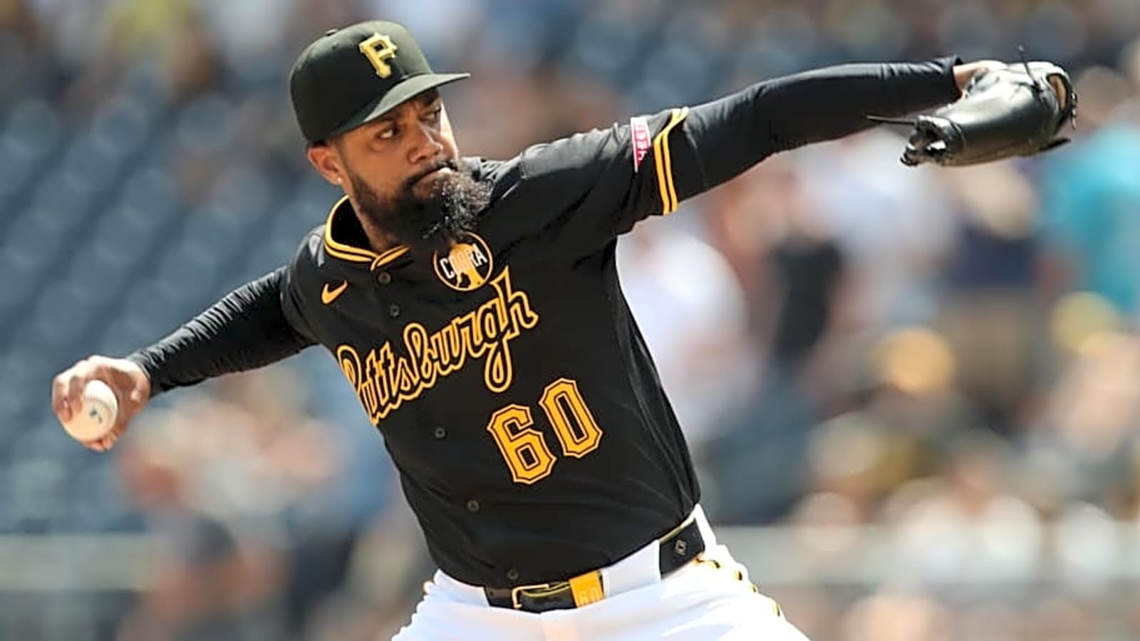 Pirates Bullpen Duo Star in Dominican Republic Exhibition