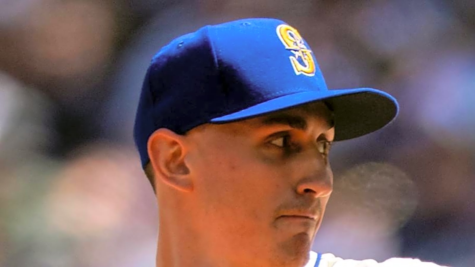 Seattle Mariners&#39; Pitcher Makes Insane Baseball History in Milestone Outing