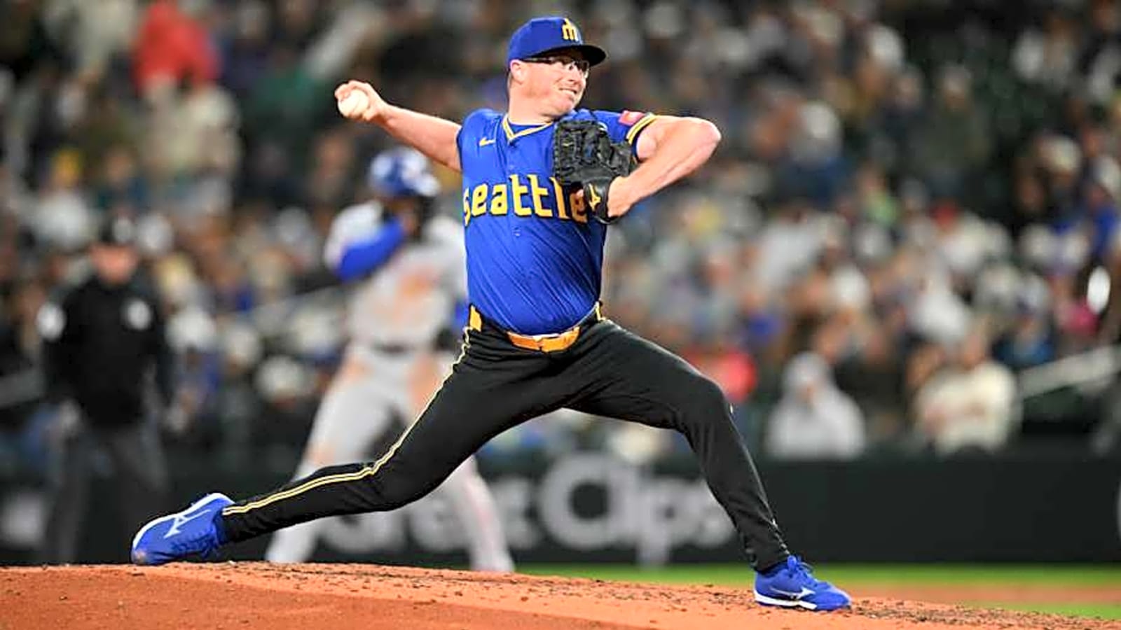 Seattle Mariners&#39; GM Offers Details on Injury to Important Reliever