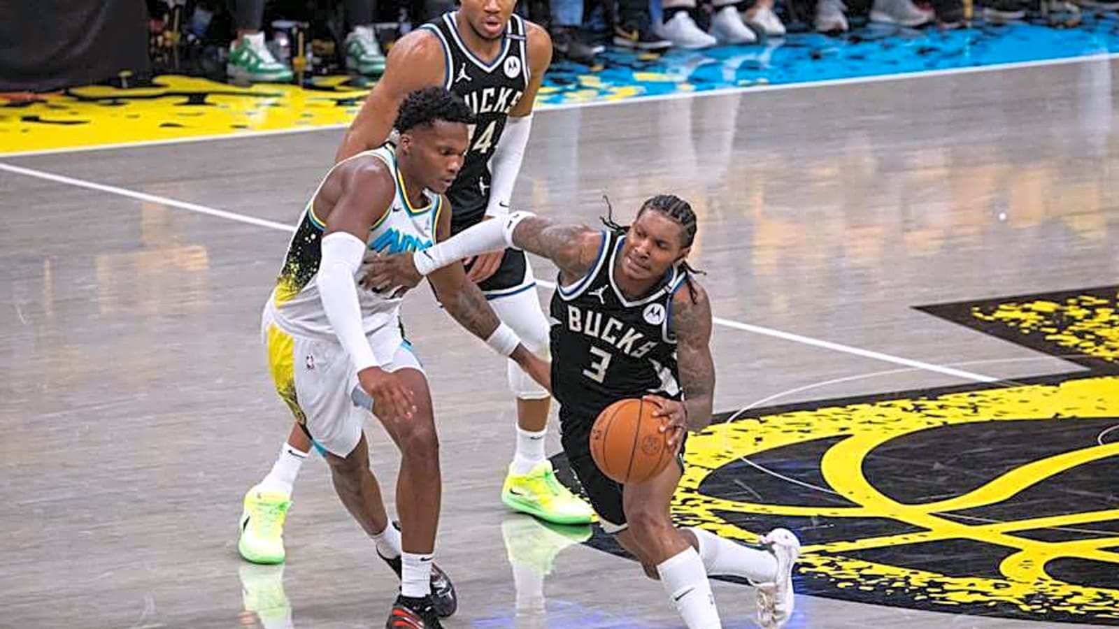 Bucks News: Insider Sends Message to Key Guard