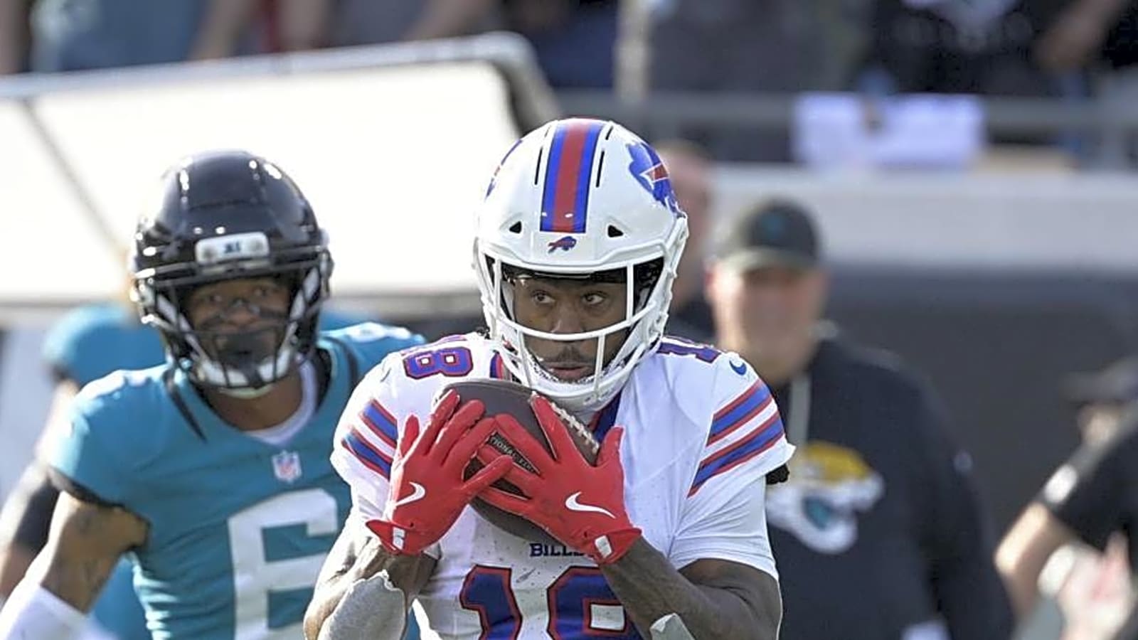Bills' Economical Draft Pick Likely Pushes Free Agent WR Brandin Cooks Out Door