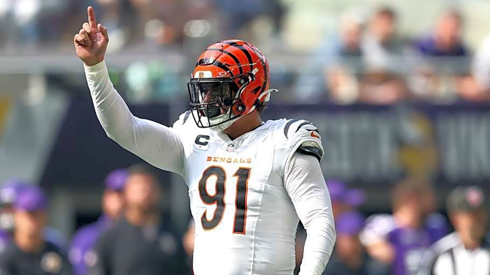 Bold mock Bengals trade sends Trey Hendrickson to Super Bowl contender