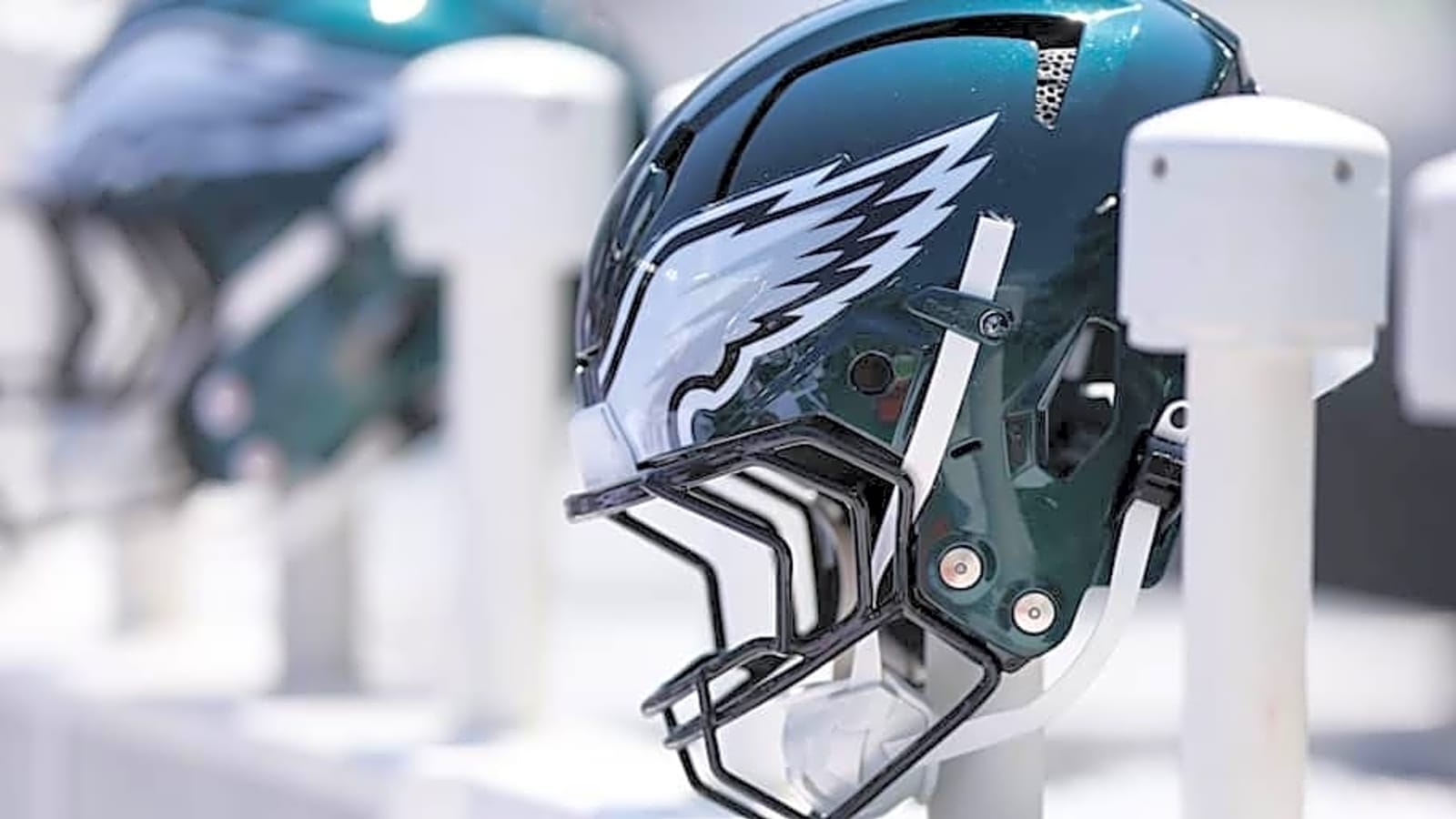 Eagles Cut WR Before Ever Playing A Snap In Philly