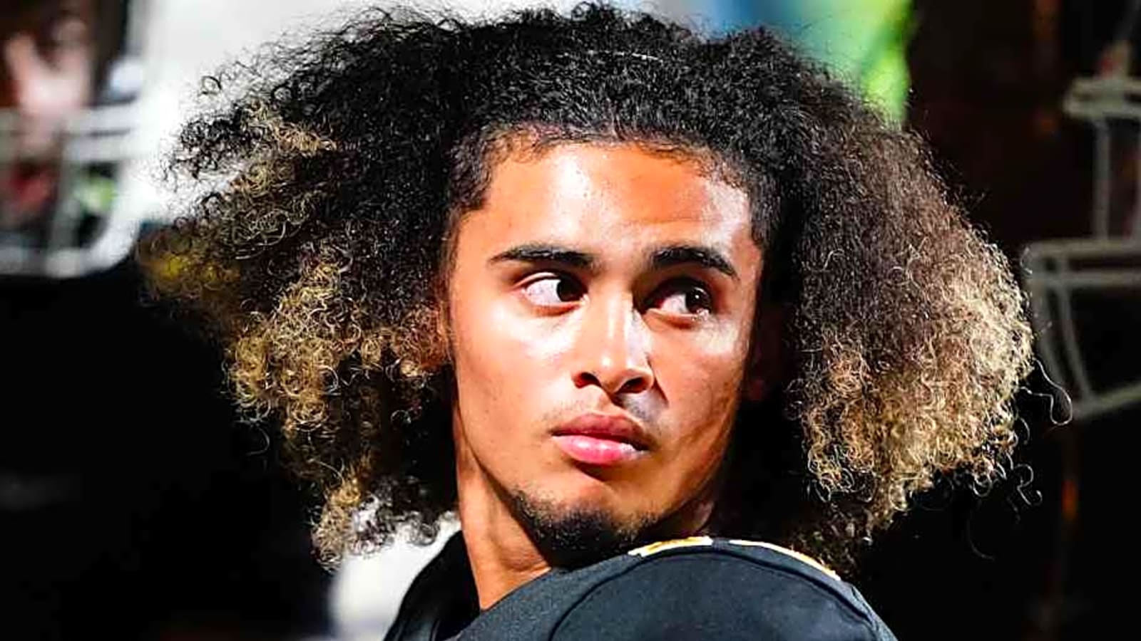 Colorado Buffaloes&#39; Julian Lewis Inks Major NIL Deal Ahead Of Highly Anticipated Debut