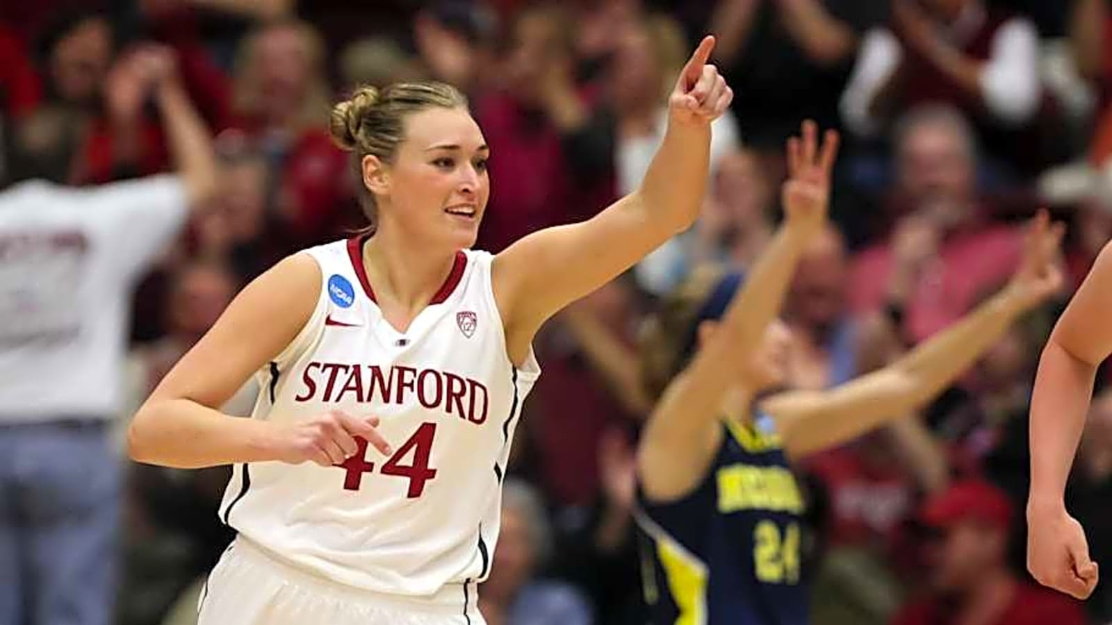 UNLV Lady Rebels Hire Former WNBA Player Josyln Tinkle As Assistant Coach