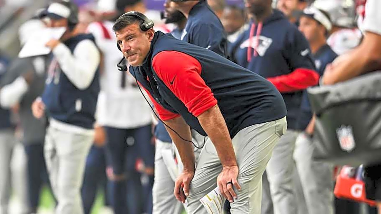 Patriots Players Share Conversation With Mike Vrabel Post-Scandal