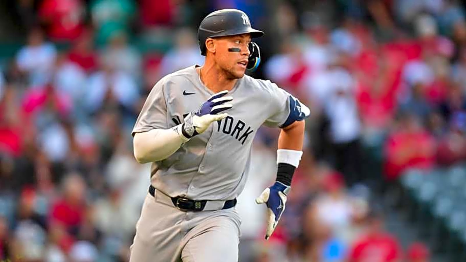 Yankees&#39; Aaron Judge Makes History Against Dodgers