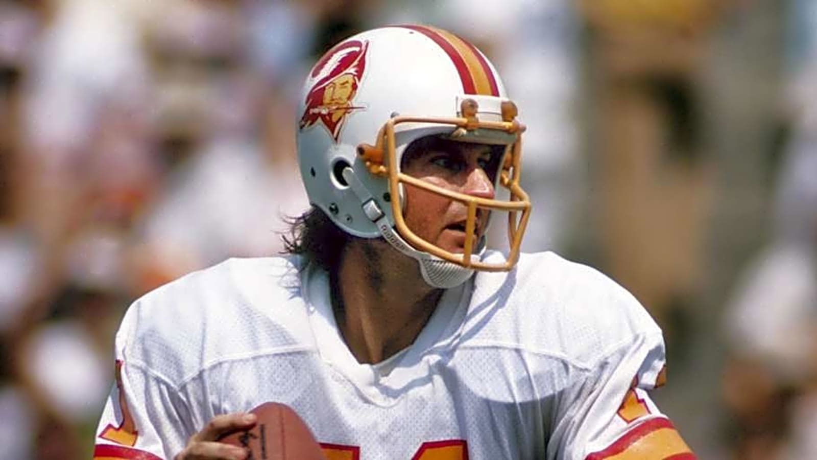 Buccaneers tease big throwback uniform news with football legend
