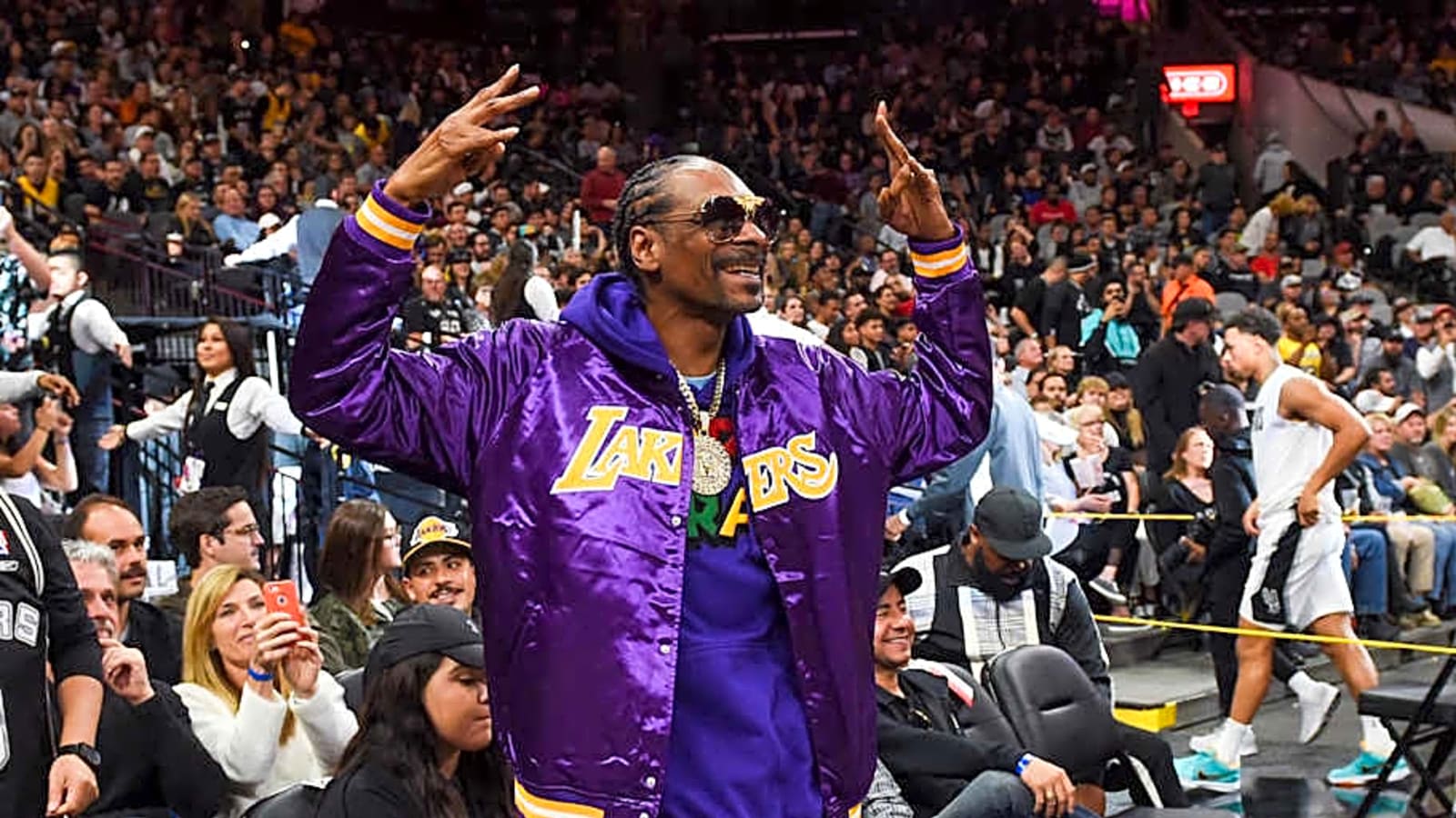 Snoop Dogg Makes Feelings Clear About NBA Star Steph Curry