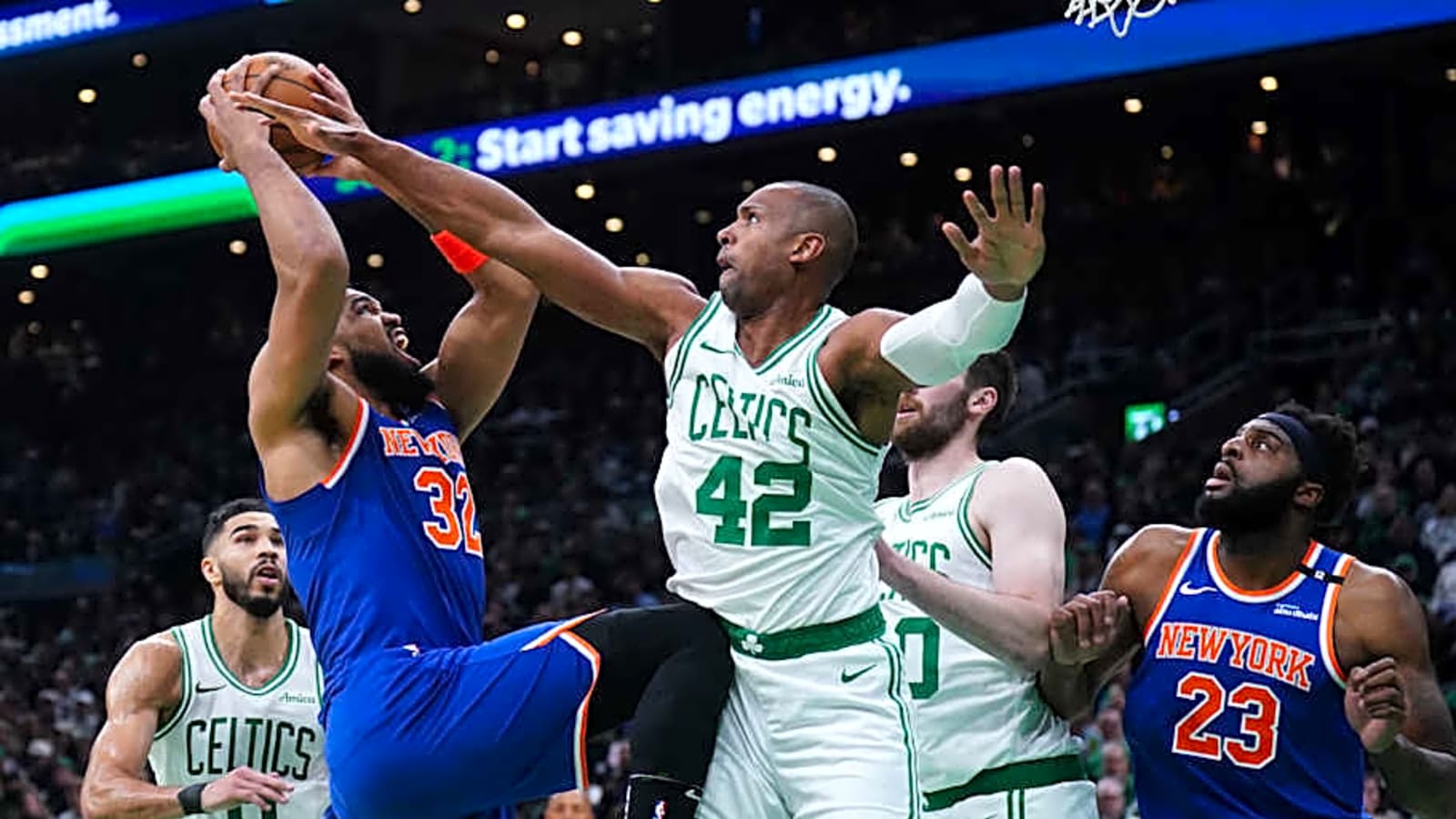 Celtics&#39; Al Horford Could Wind Up With Lakers, Says Insider