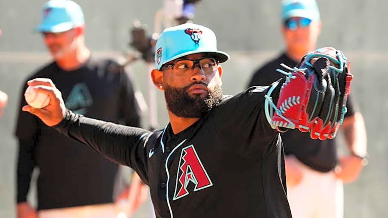 D-backs Reliever to Have Surprise Back Surgery, Miss Rest of Season
