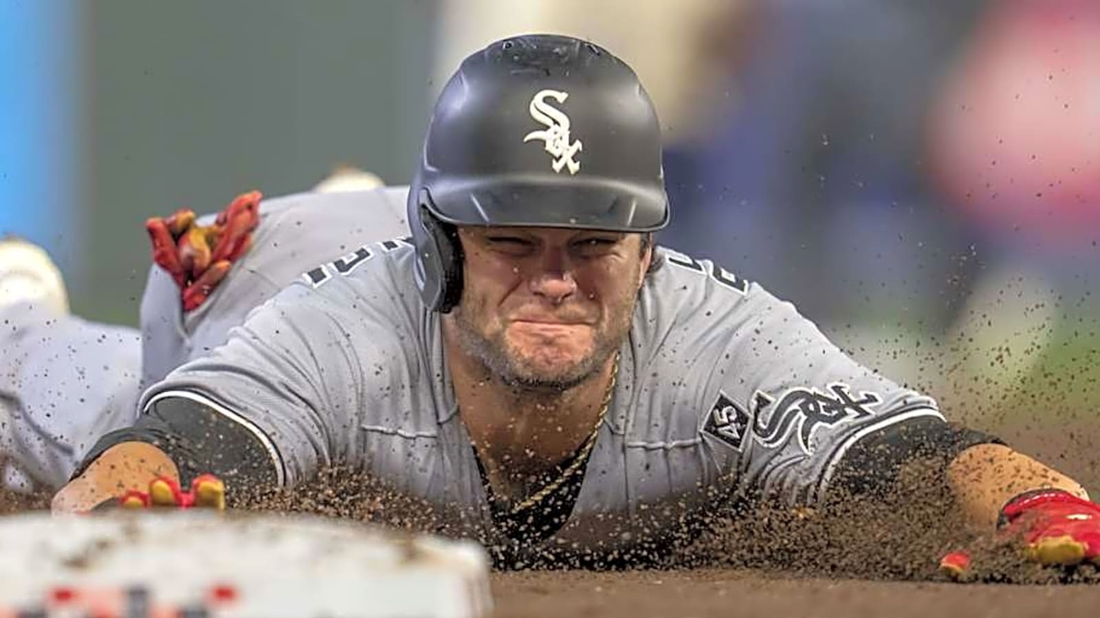 Andrew Benintendi&#39;s Third Season With White Sox Ends With Injury
