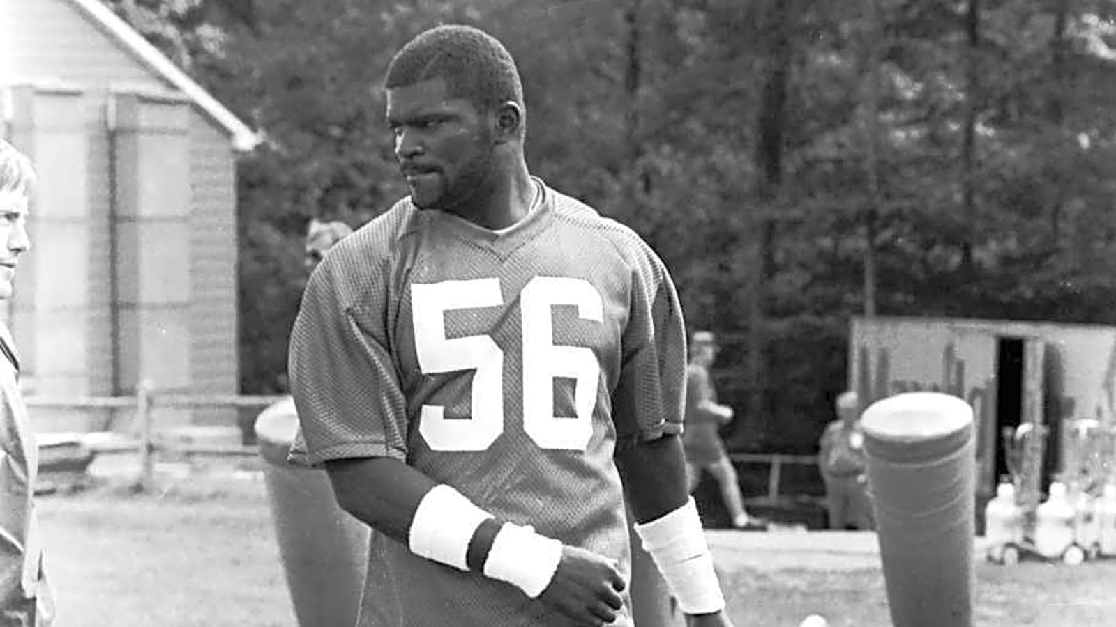 Tar Heels Legend Lawarence Taylor Receives Top Honor