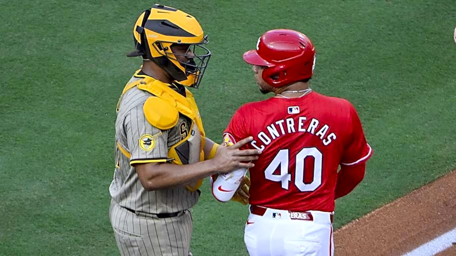 Cardinals&#39; Willson Contreras Ignites Bench Clearing Incident After HBP