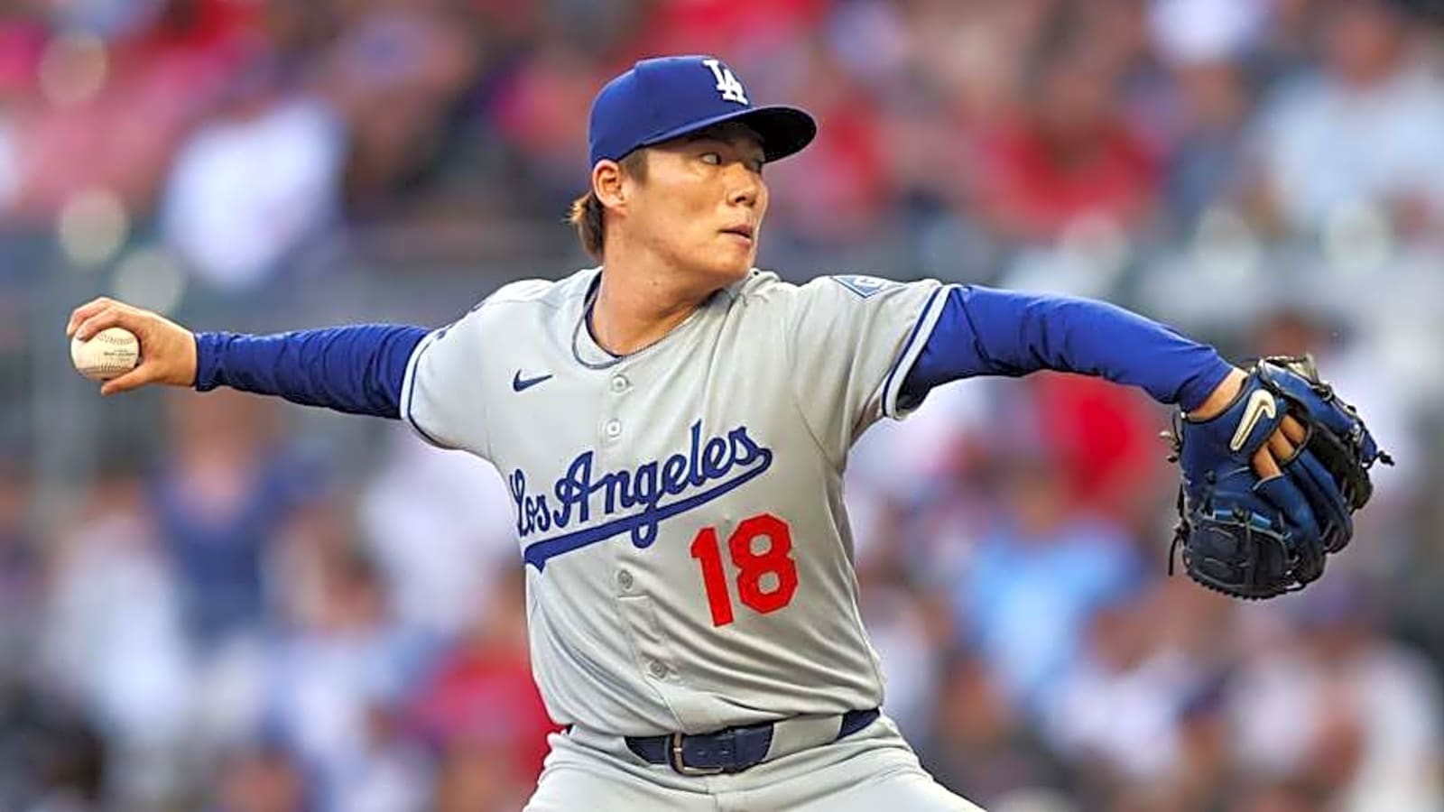 Dodgers' Yoshinobu Yamamoto Draws Huge Praise From Unlikely Rival