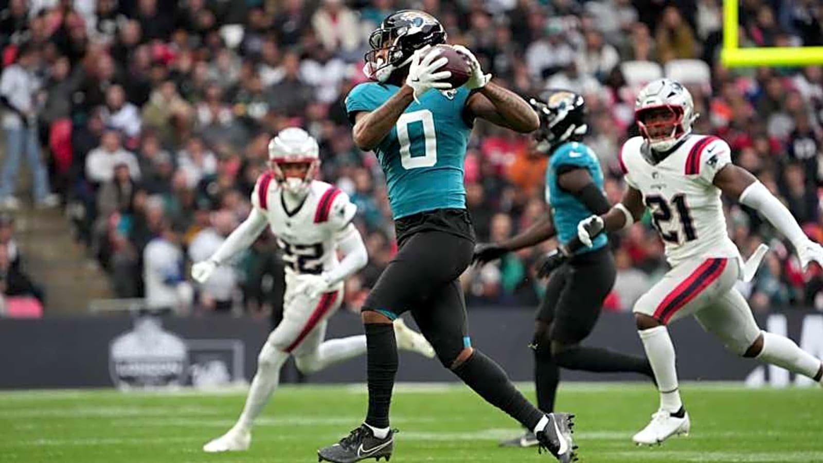 Jaguars make former Bills&#39; postseason hero available for potential return
