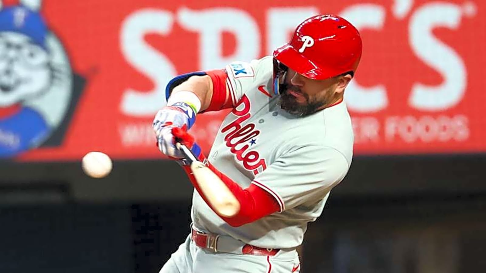 Phillies Fan Favorite looks fit to move on in Free Agency