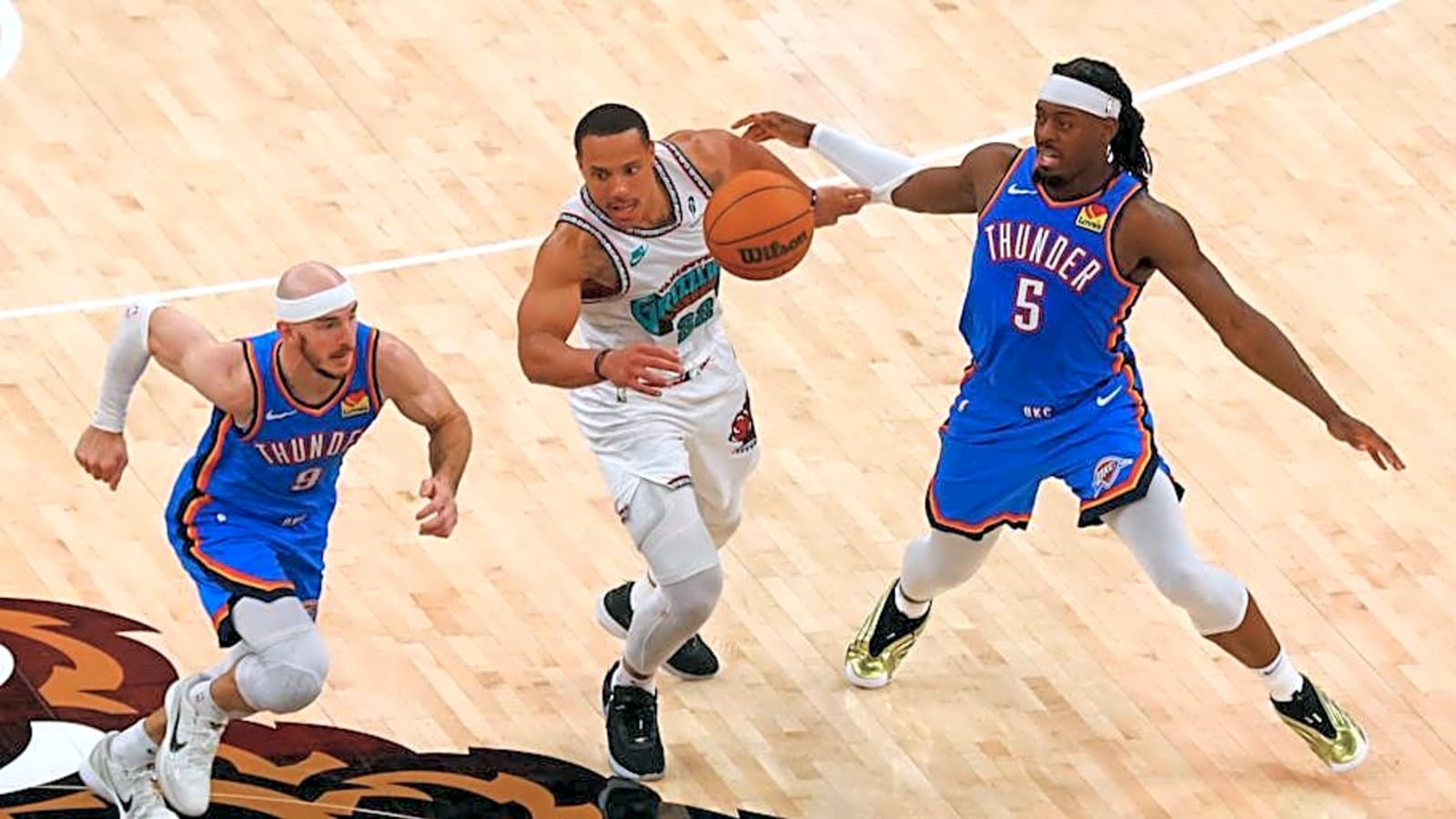 Recently Traded Grizzlies Star Makes Surprise Appearance at NBA Finals