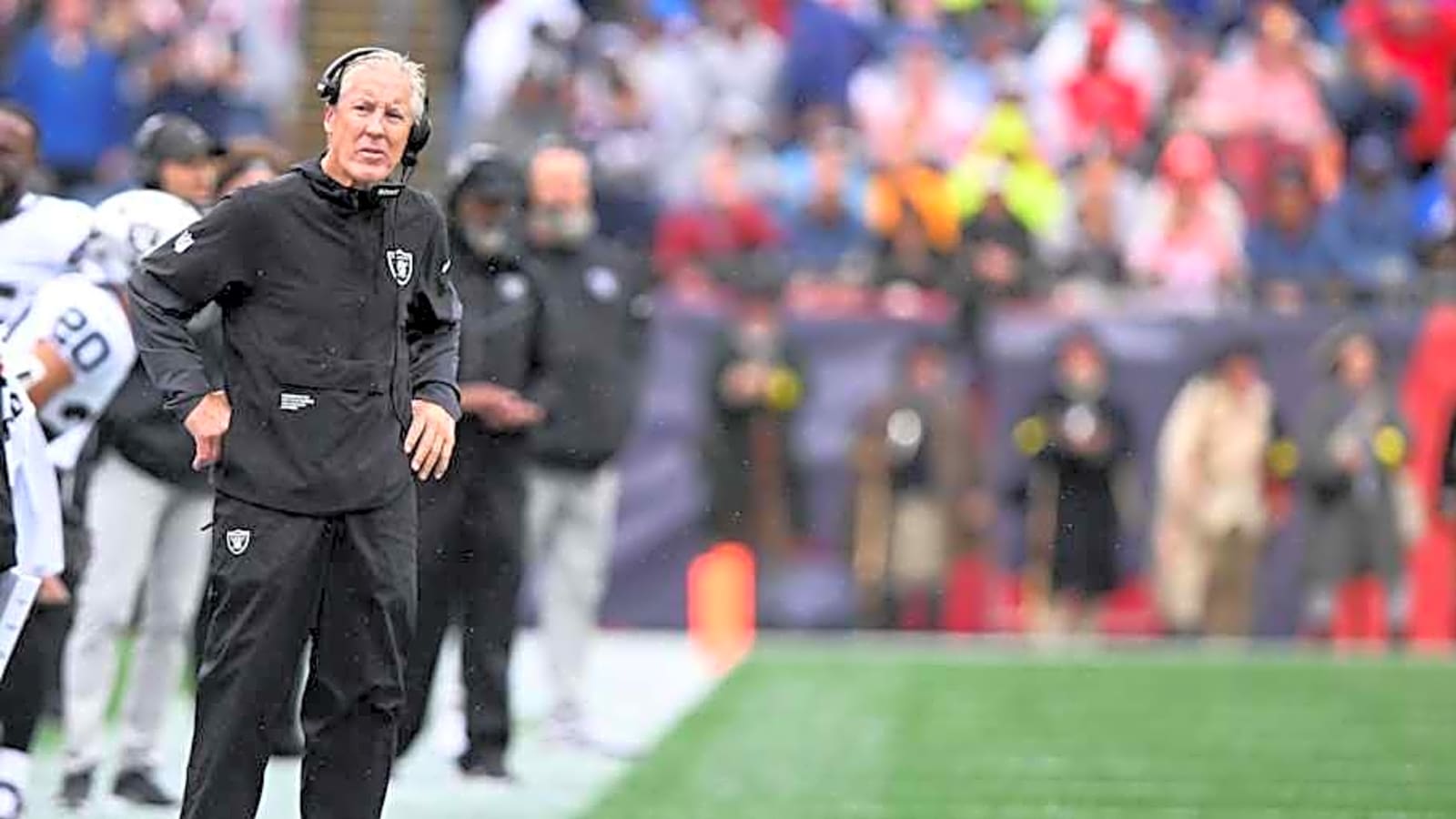 Former NFL MVP Weighs in on Raiders-Chargers Rivalry
