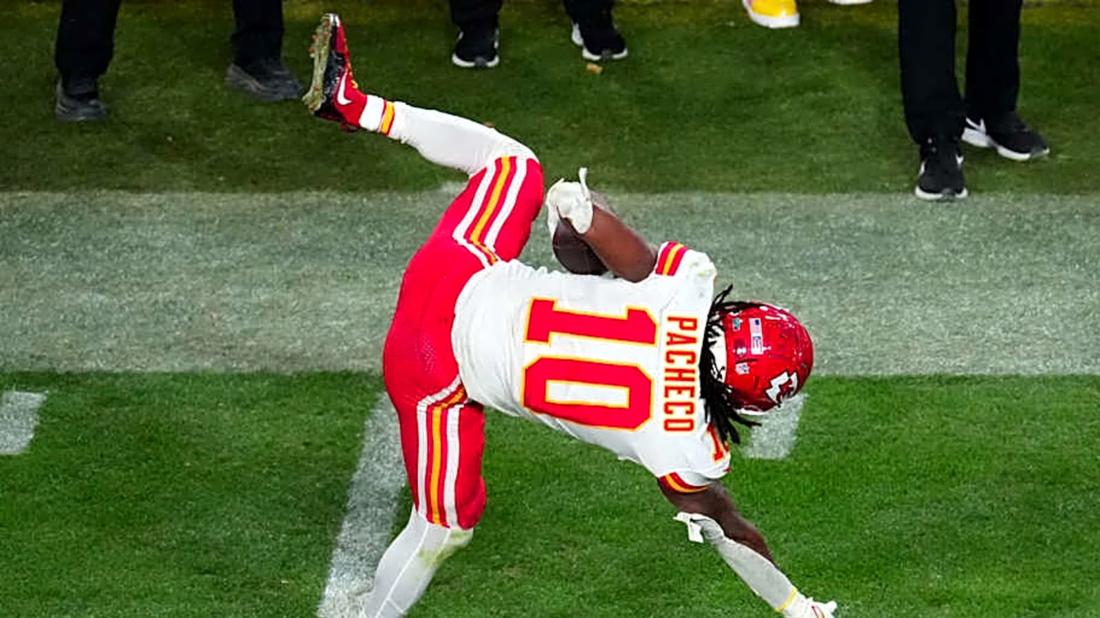 How Chiefs&#39; Isiah Pacheco Fares in Recent 2025 Projections