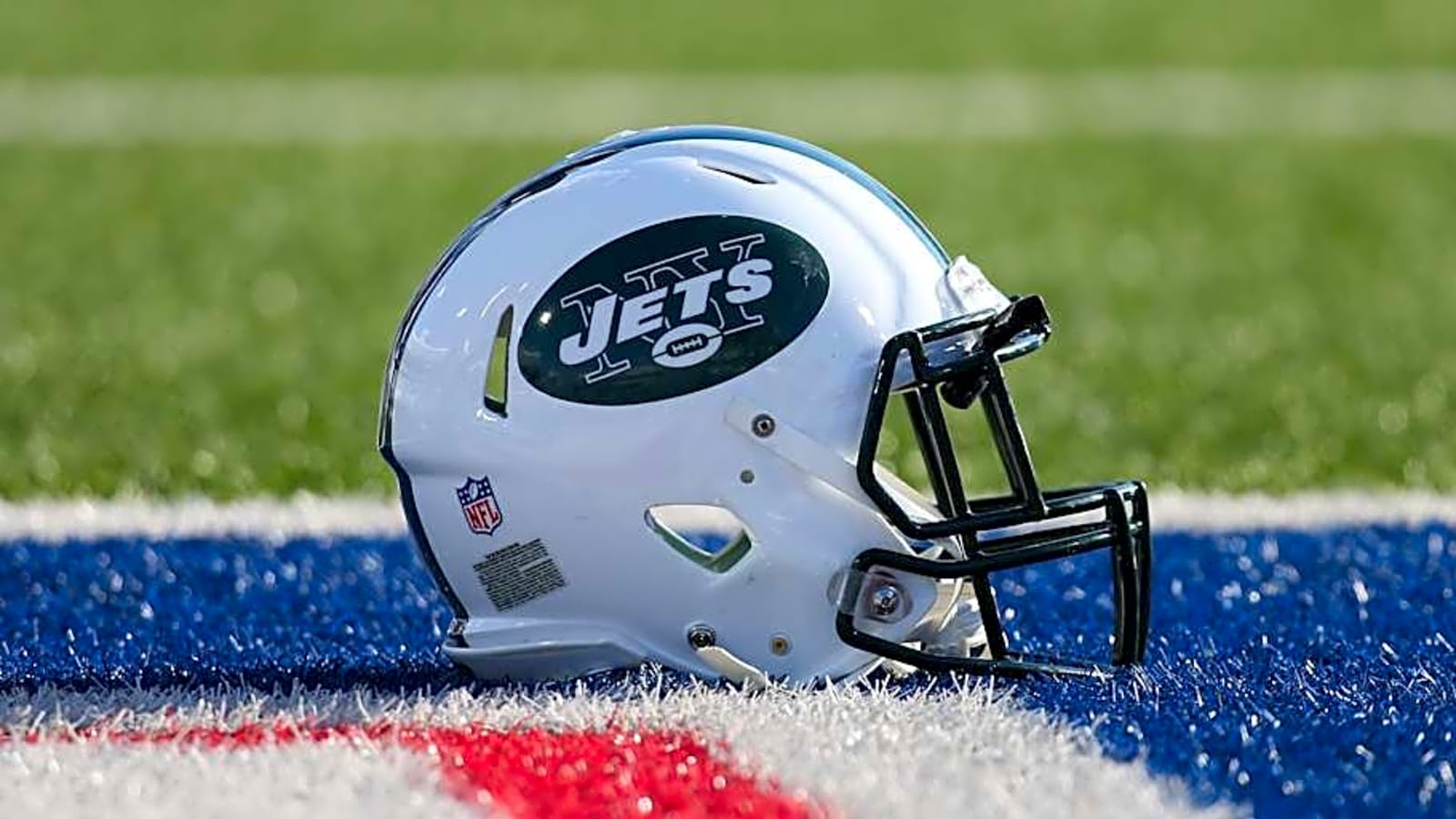 Jets Insider Makes Shocking NFL Draft Prediction For New York