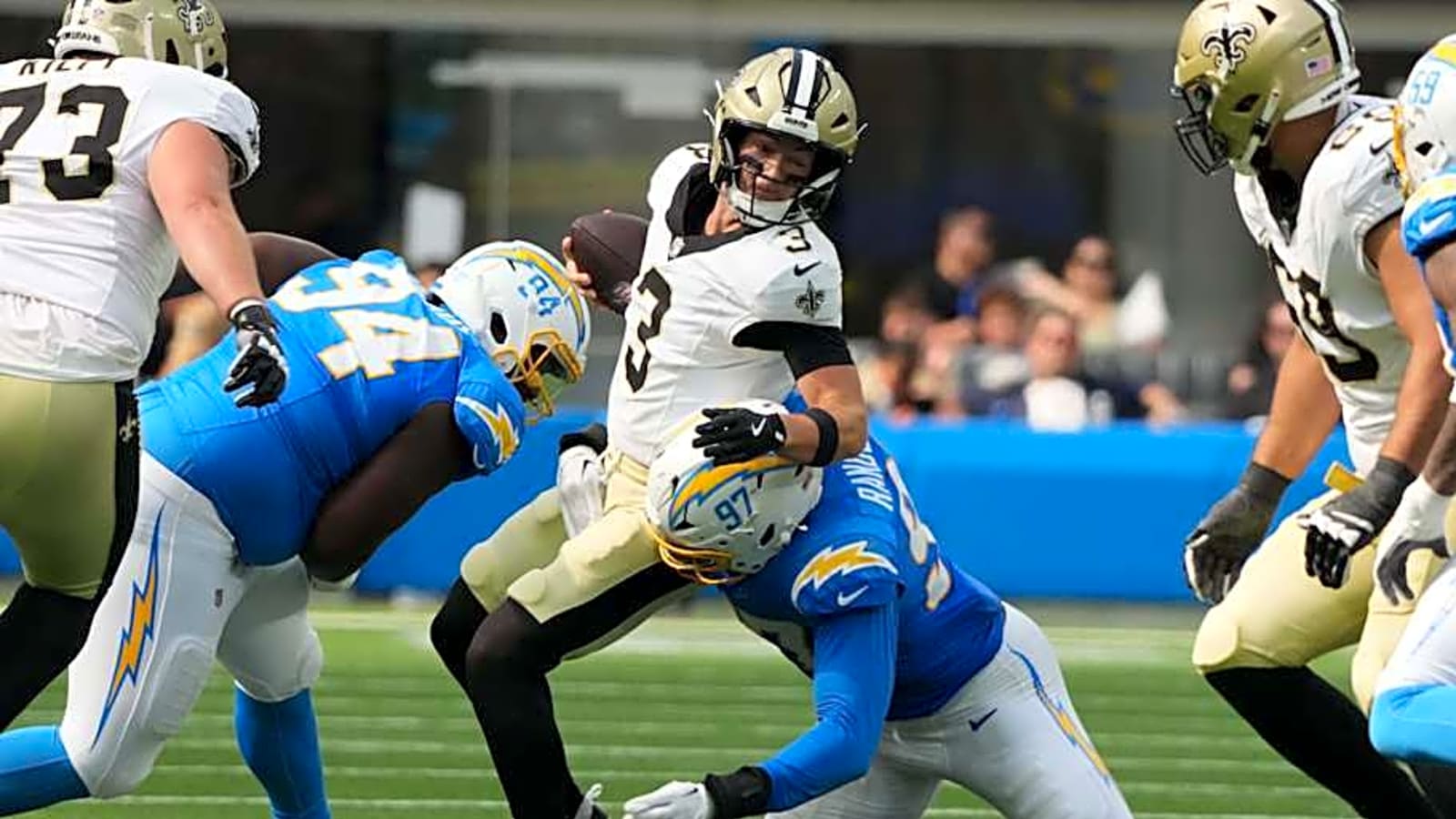 Chargers&#39; rookie, TV commentators go viral after &#39;Earth is shaking&#39; interception
