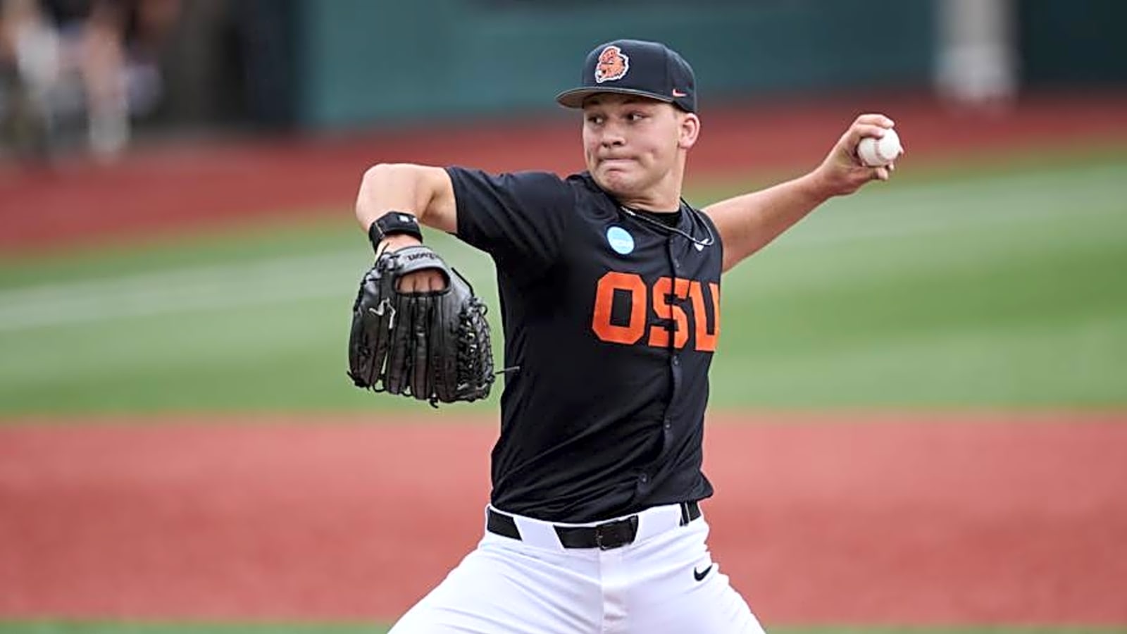 Will Oregon State LHP Nelson Keljo Be Among the Top Pitchers Chosen in the MLB Draft?