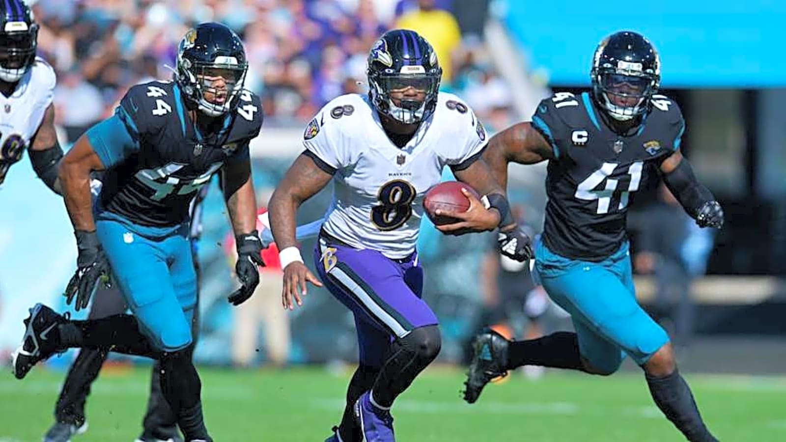 NFL Analyst Delivers Bold Take for Jaguars&#39; Pash Rush Duo