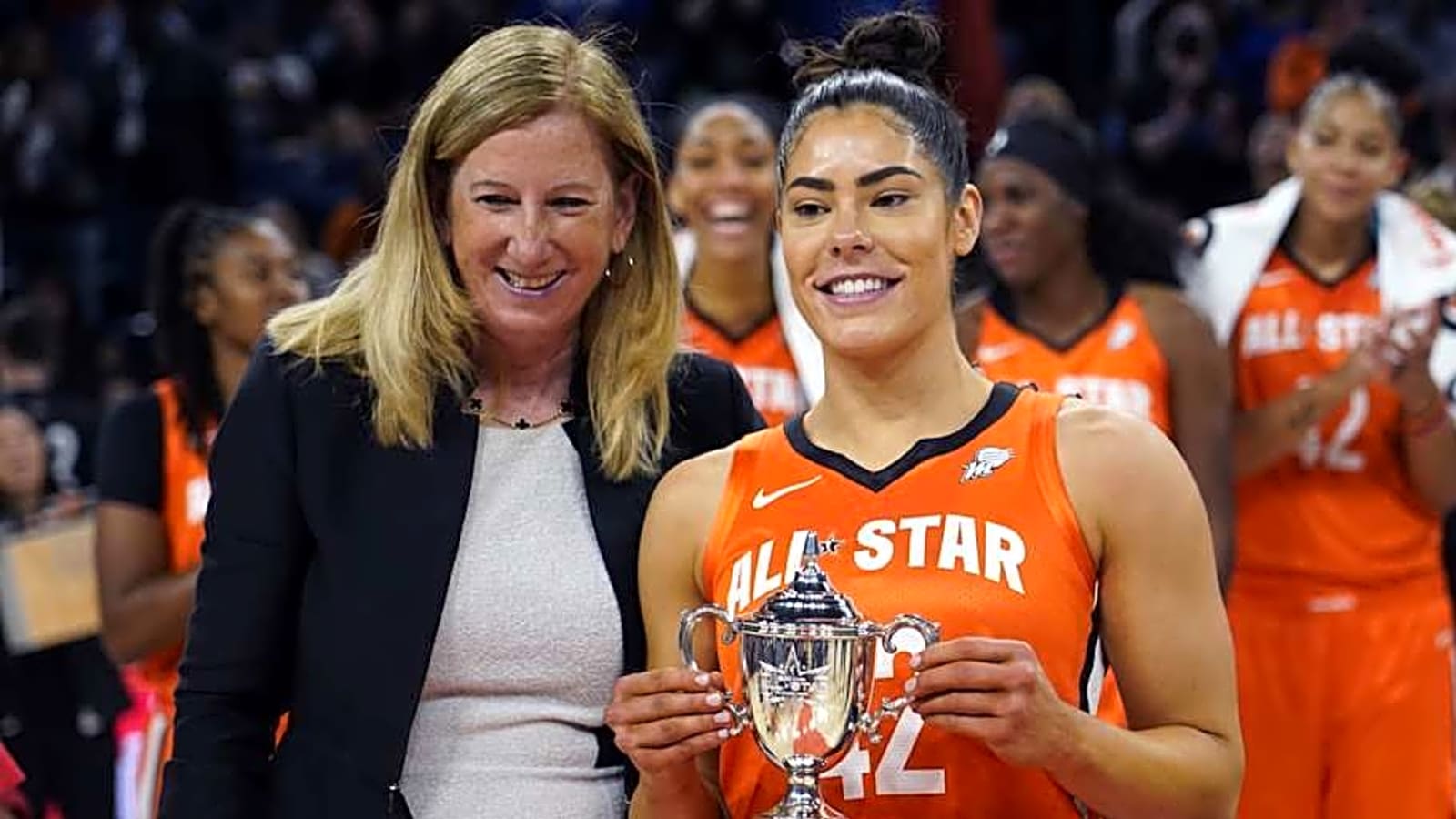 Sparks’ Kelsey Plum Rips WNBA Commissioner Cathy Engelbert