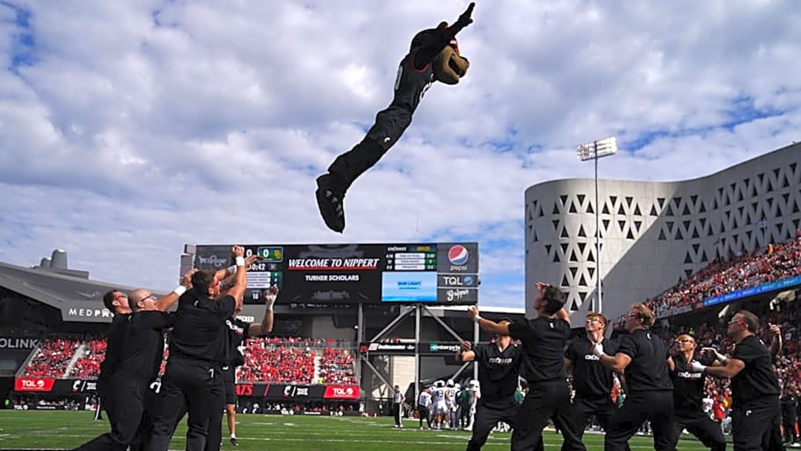Three-Star 2026 Wide Receiver Jayden Kitchens Places Cincinnati Among Top Three Schools