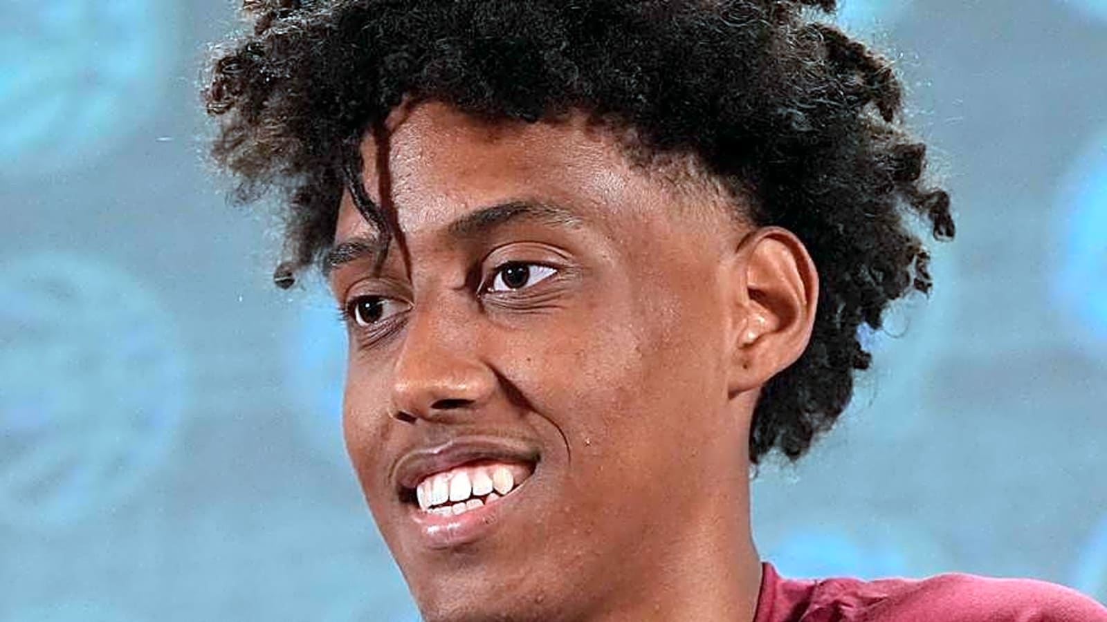 Watch: New Cincinnati Bearcats Basketball Forward Baba Miller Introduces Himself to Fanbase