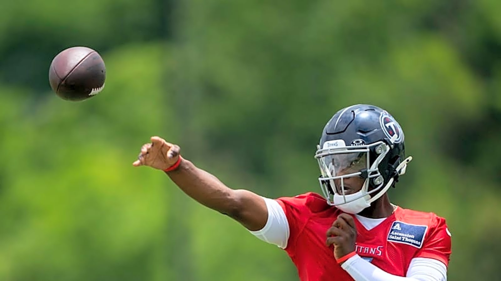 Titans&#39; Cam Ward Off to Right Start