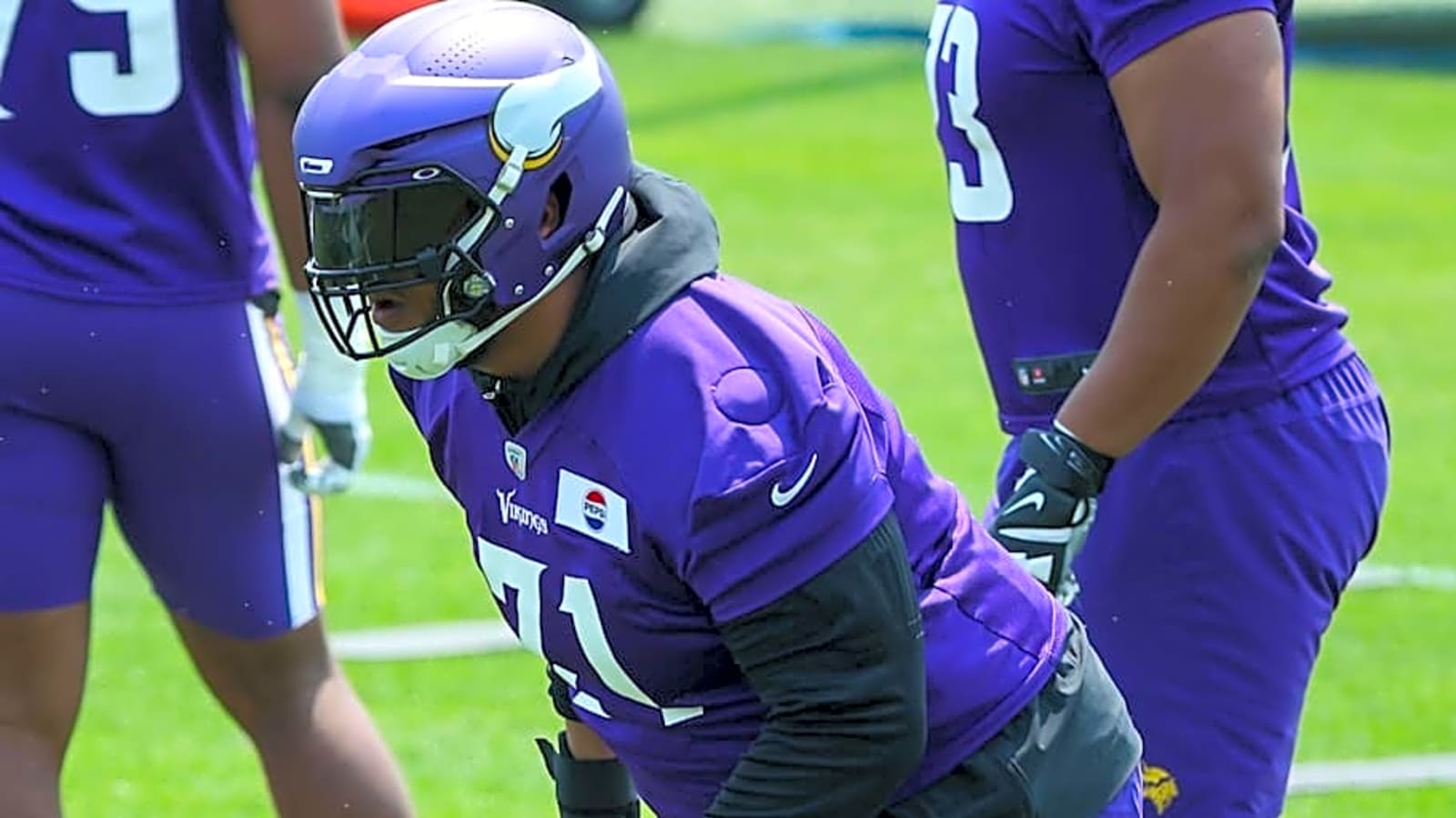 Vikings insider says Week 1 Darrisaw return &#39;probably a rosy expectation&#39;