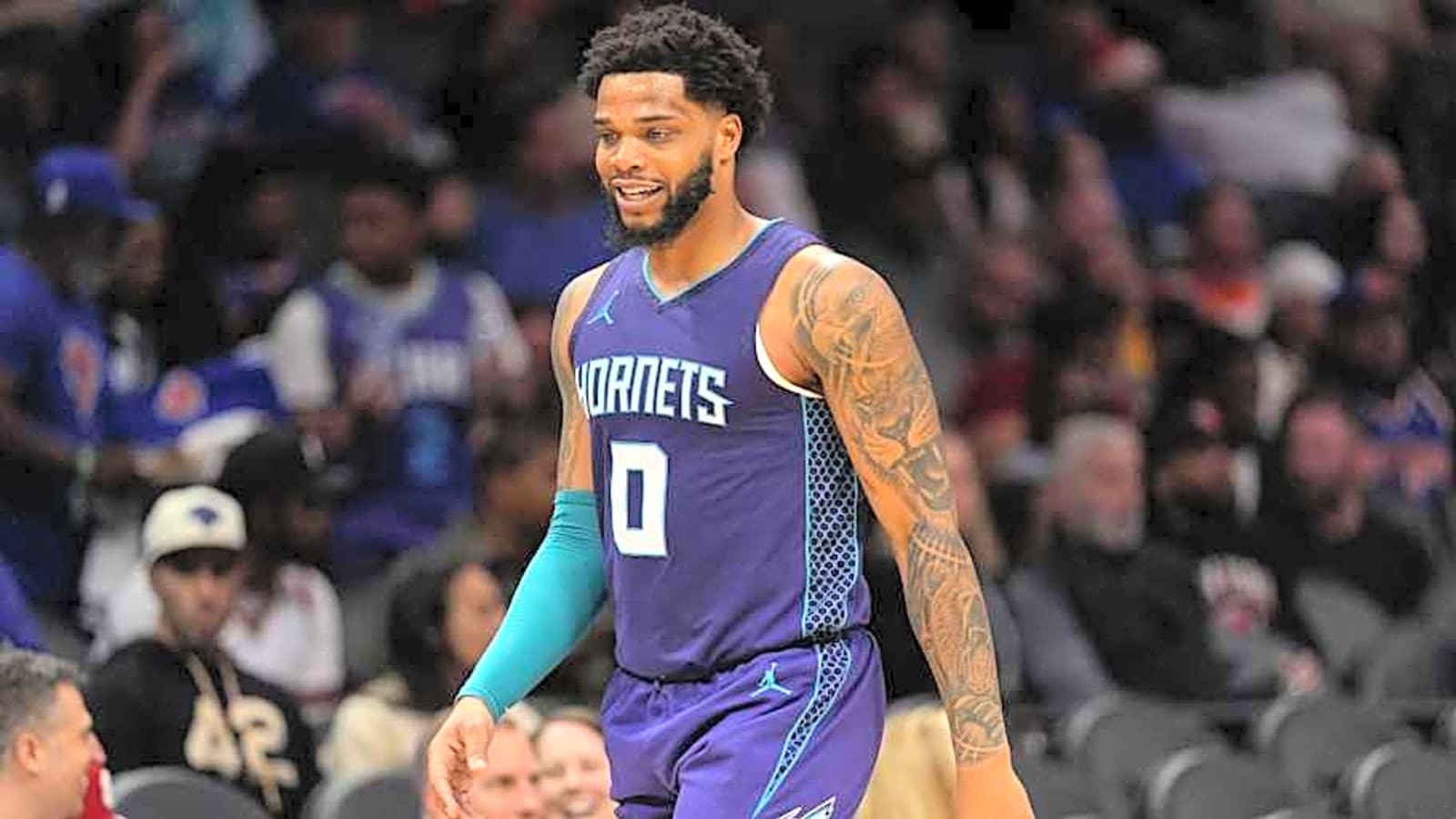 ESPN: Don&#39;t expect a good offseason to push Hornets out of lottery
