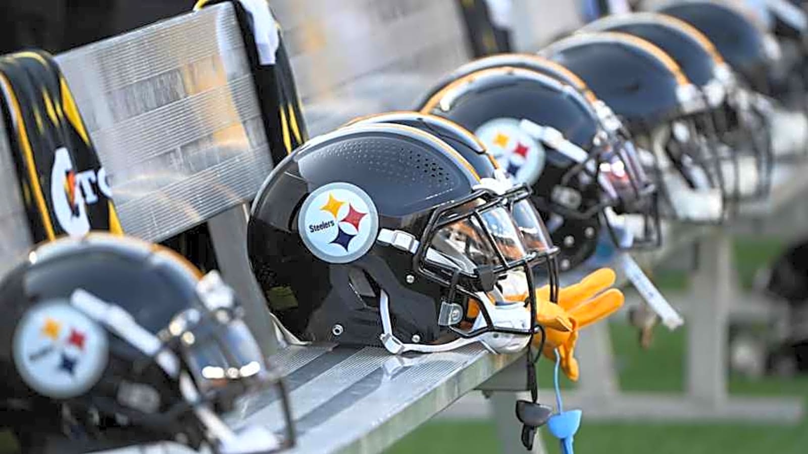 Jets Proposal Involving Ex-Steelers, Packers EDGE