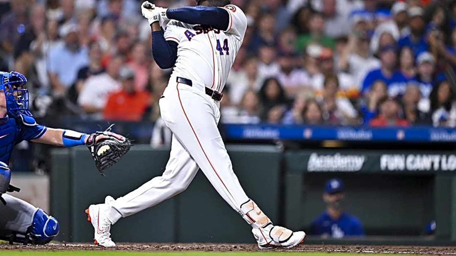Yordan Álvarez Trade Fits to Save Star From Astros After Carlos Correa Injury