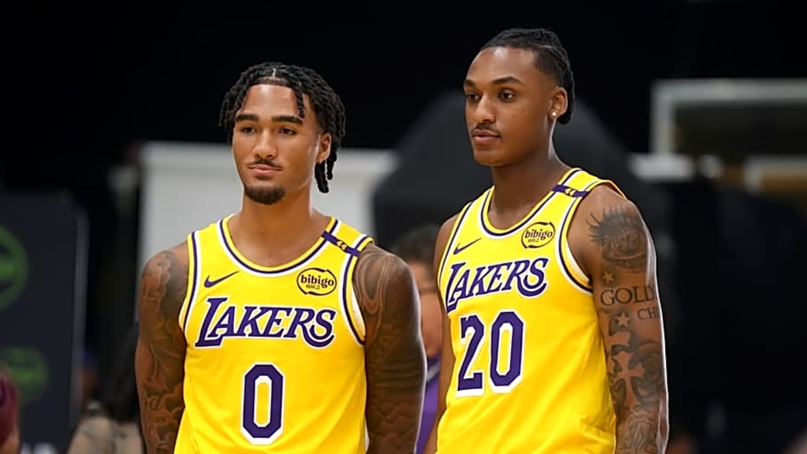 Former Lakers, Mavericks wing signs with unexpected team