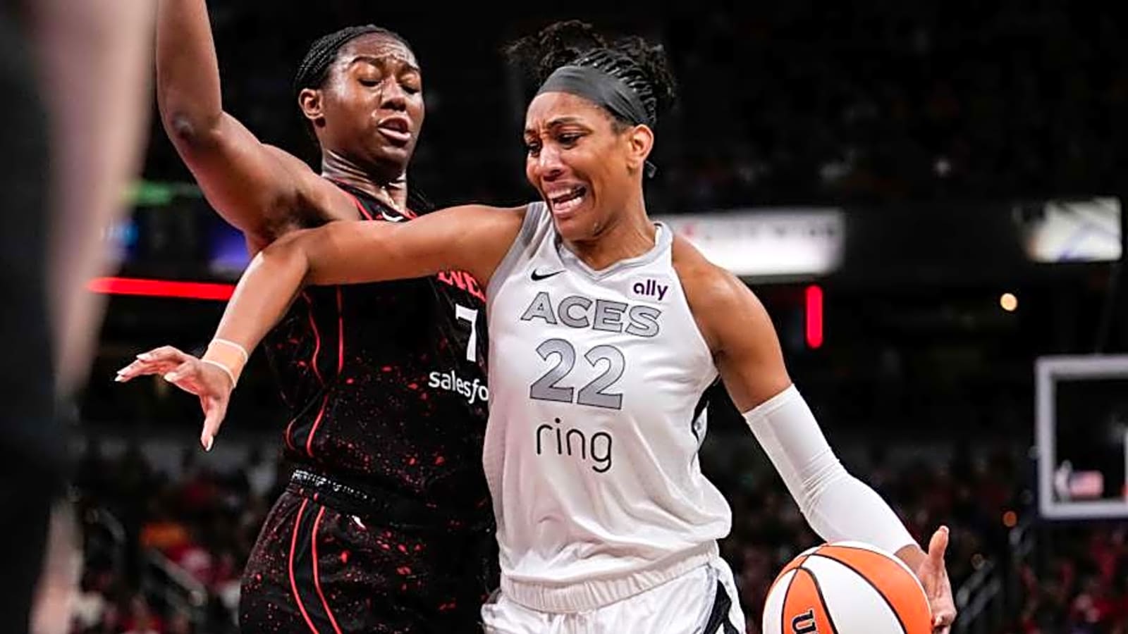 A&#39;ja Wilson Shoves WNBA All-Star to Ground in Physical Aces vs Lynx Exchange