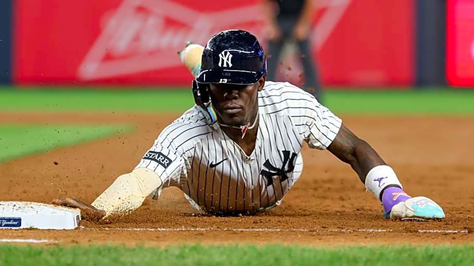 Insider Predicts Yankees Miss Playoffs