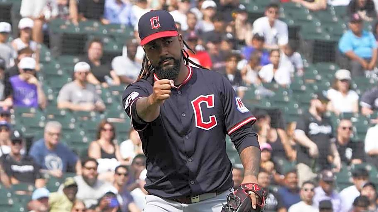 Game-Changing Trade Target Drawing Comparisons to Yankees Legend