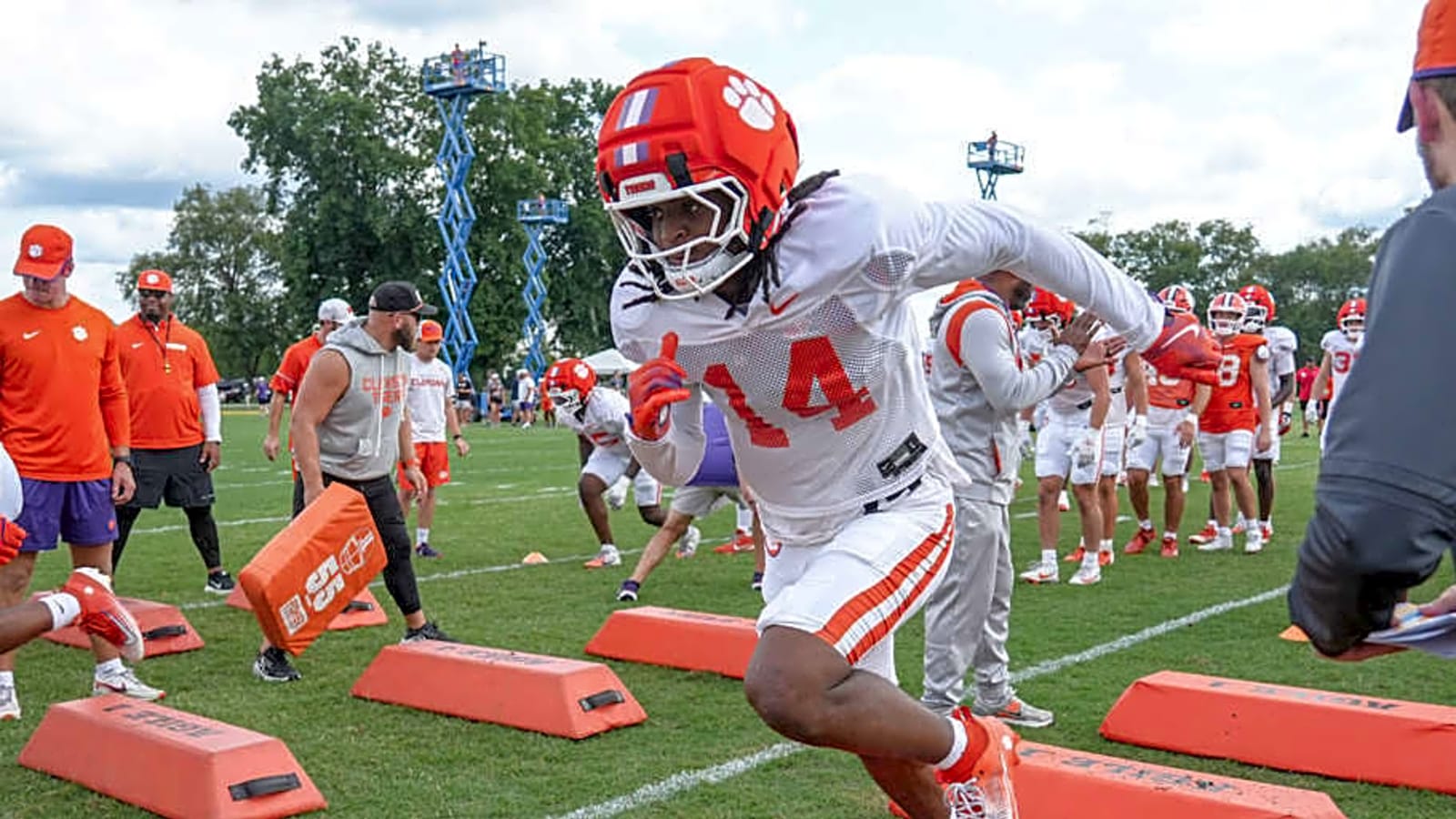 Clemson Safety Enters Transfer Portal