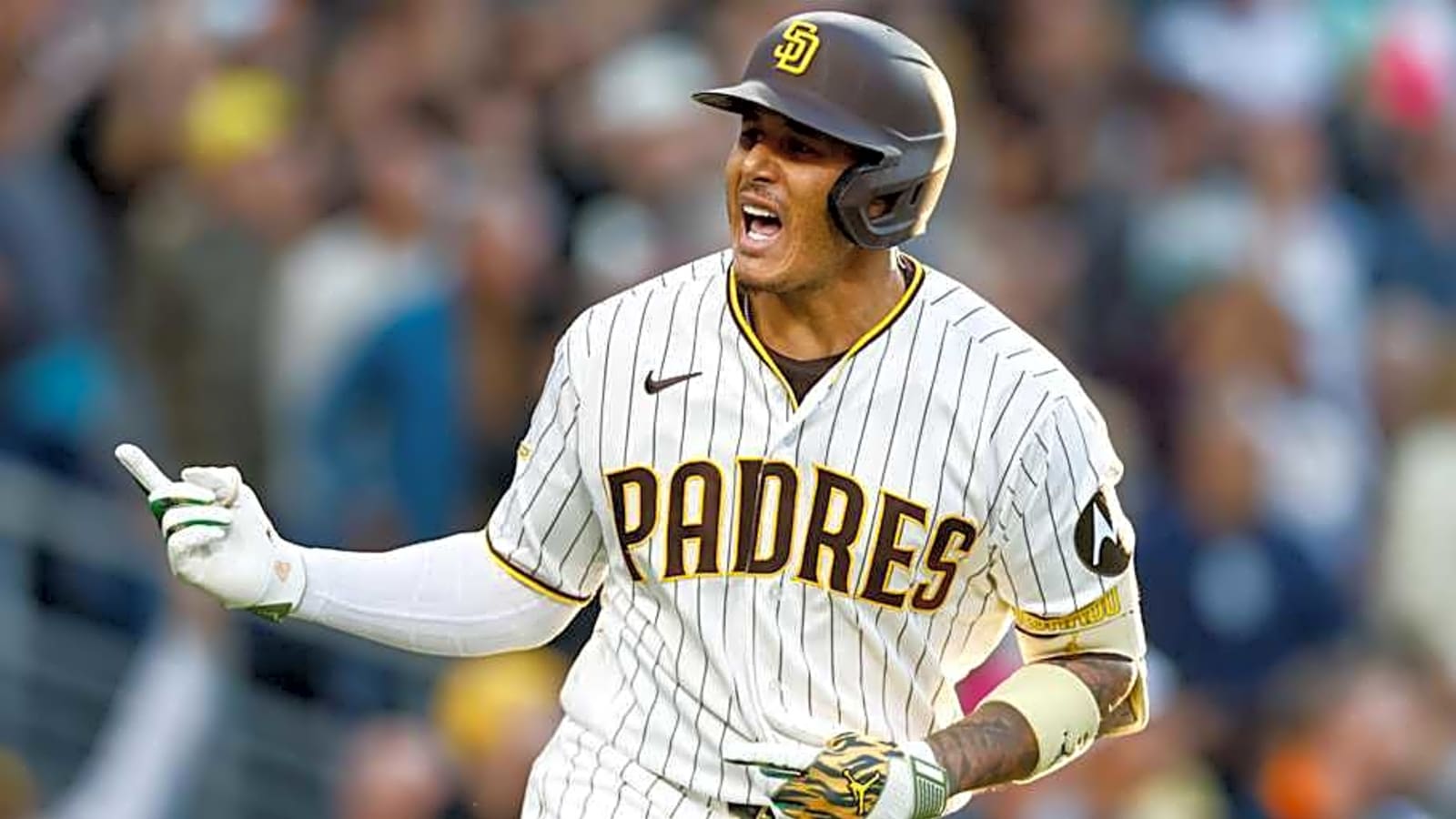 Manny Machado Reacts to Jose Feliciano Reportedly Buying Padres for $3.9 Billion