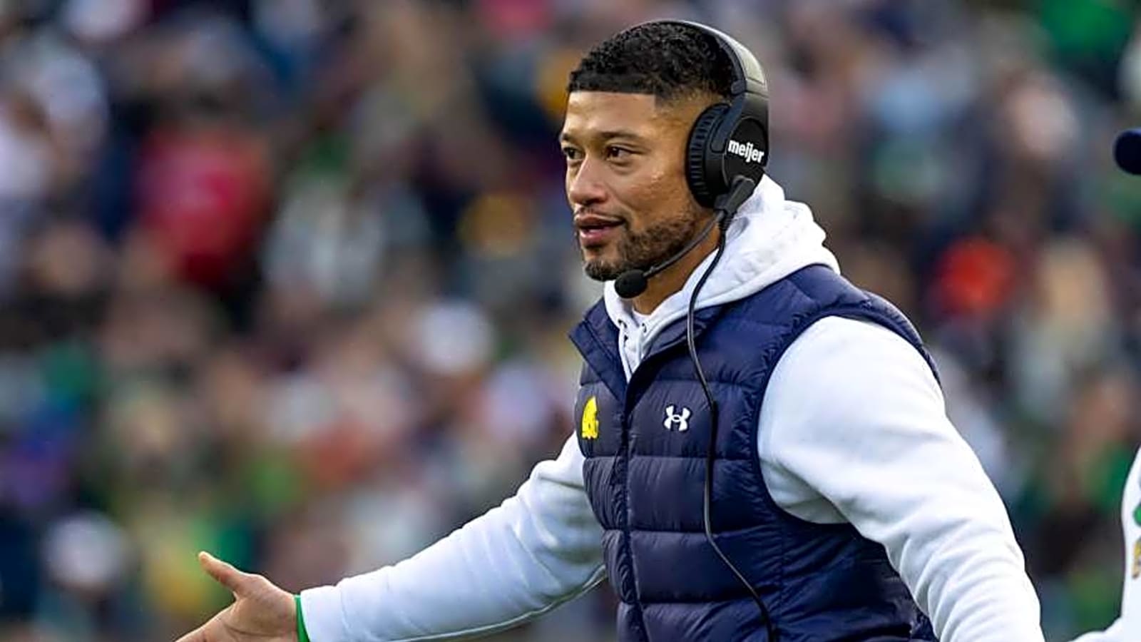 Notre Dame Hires Aaron Henry as New Defensive Backs Coach