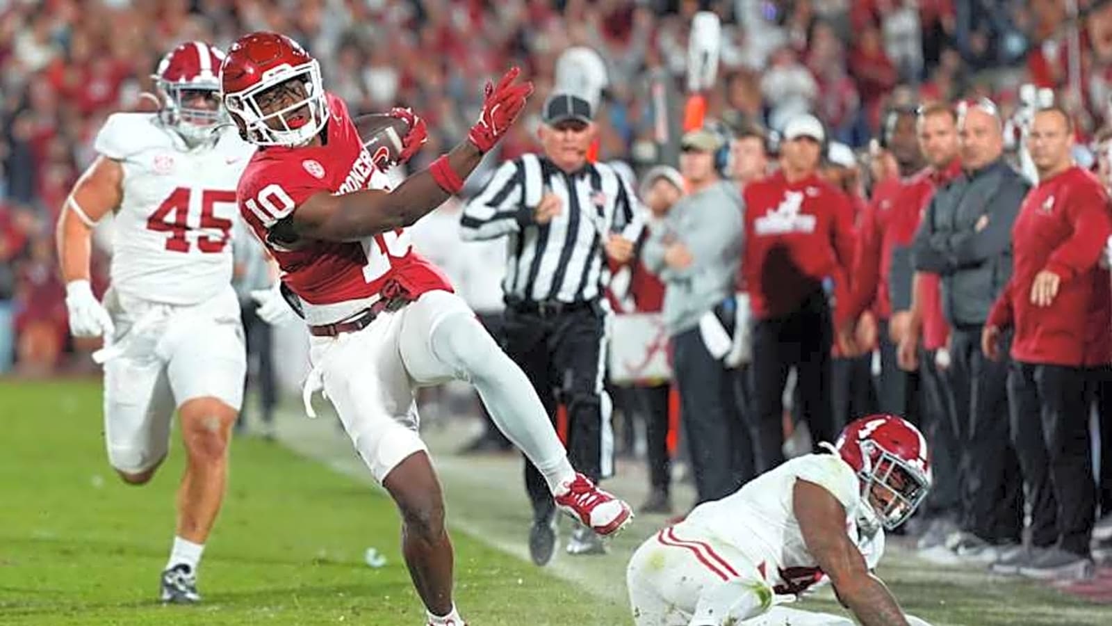 Will Alabama Football Reverse Road Struggles in 2025? Just a Minute