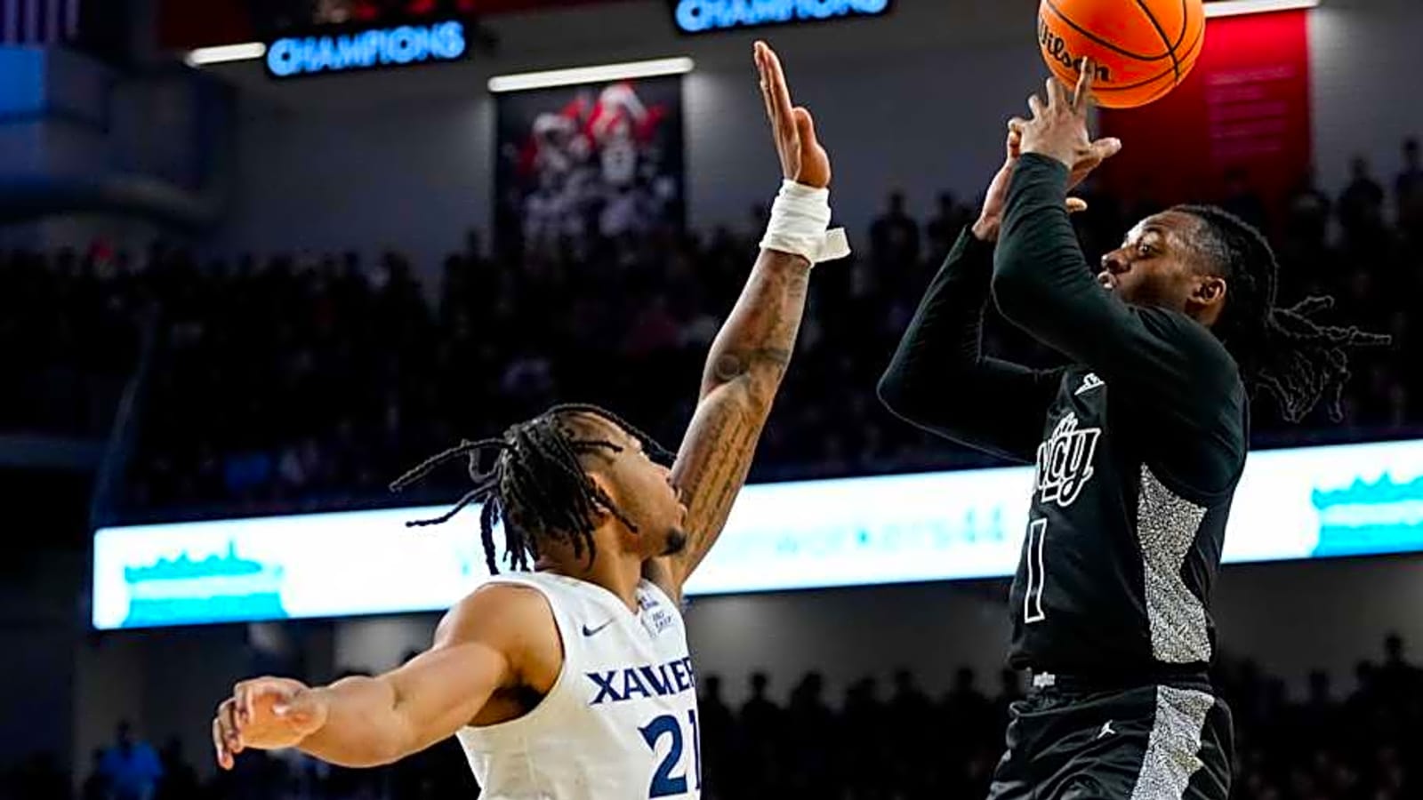 Cincinnati Bearcats Basketball Storylines: Xavier Musketeers