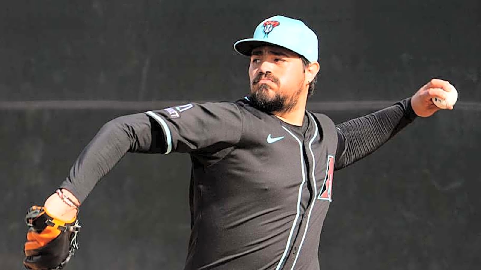 New York Mets expected to activate newly acquired lefty reliever