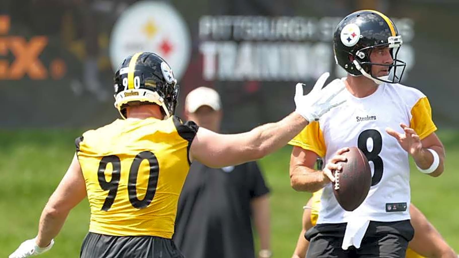 Storm Shuts Down Steelers Training Camp Practice