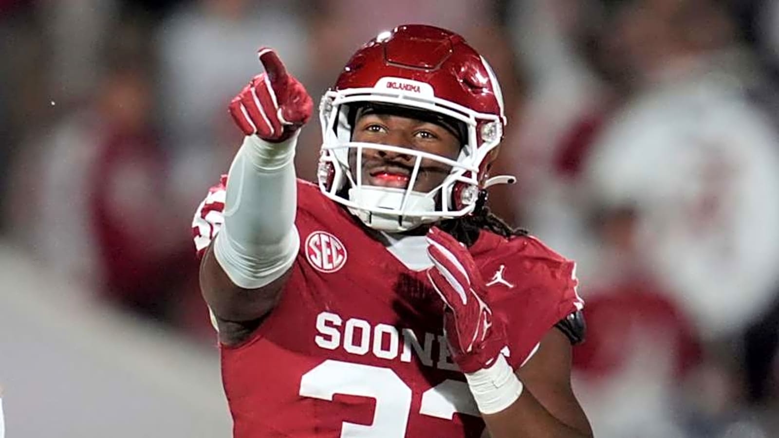 OU Depth Chart: Who Will Emerge Opposite of Oklahoma&#39;s R Mason Thomas at Defensive End?